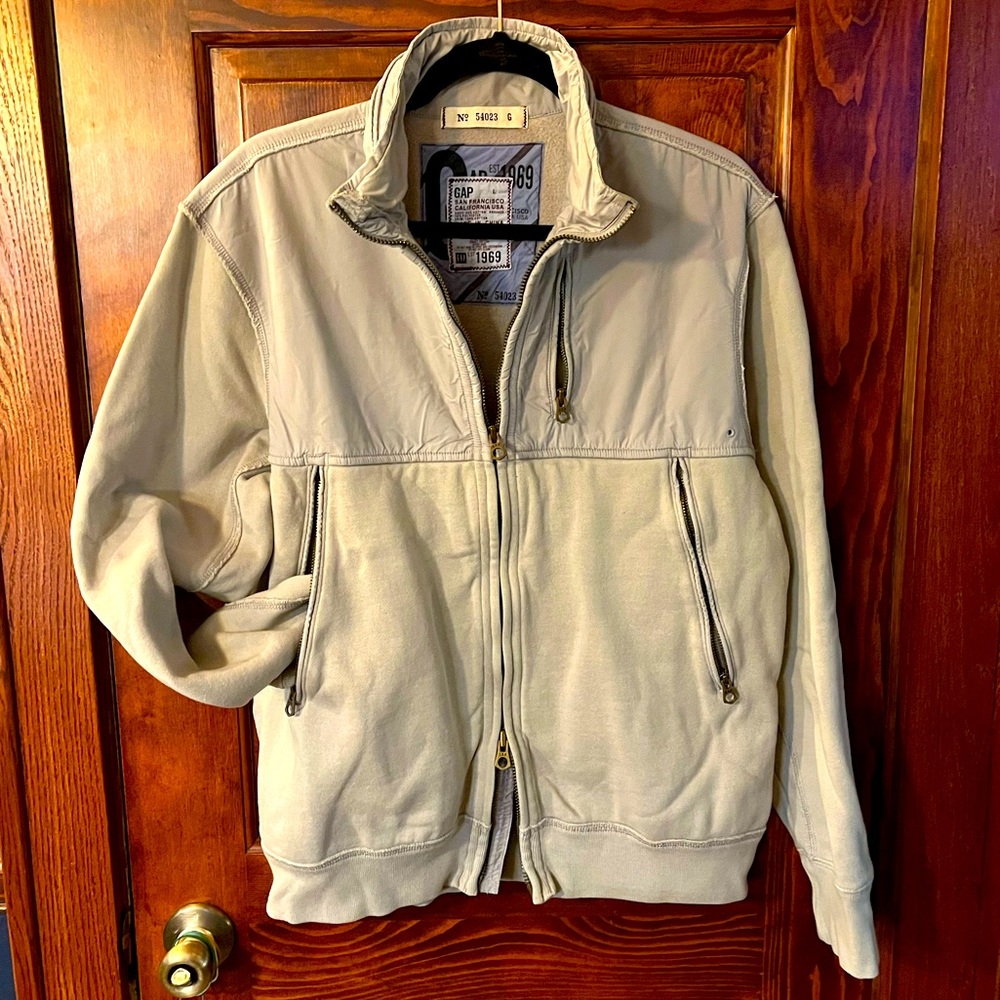 Sweatshirt like feel jacket